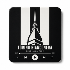 Torino Bianconera magnete sonoro da calcio – product su sfondo bianco