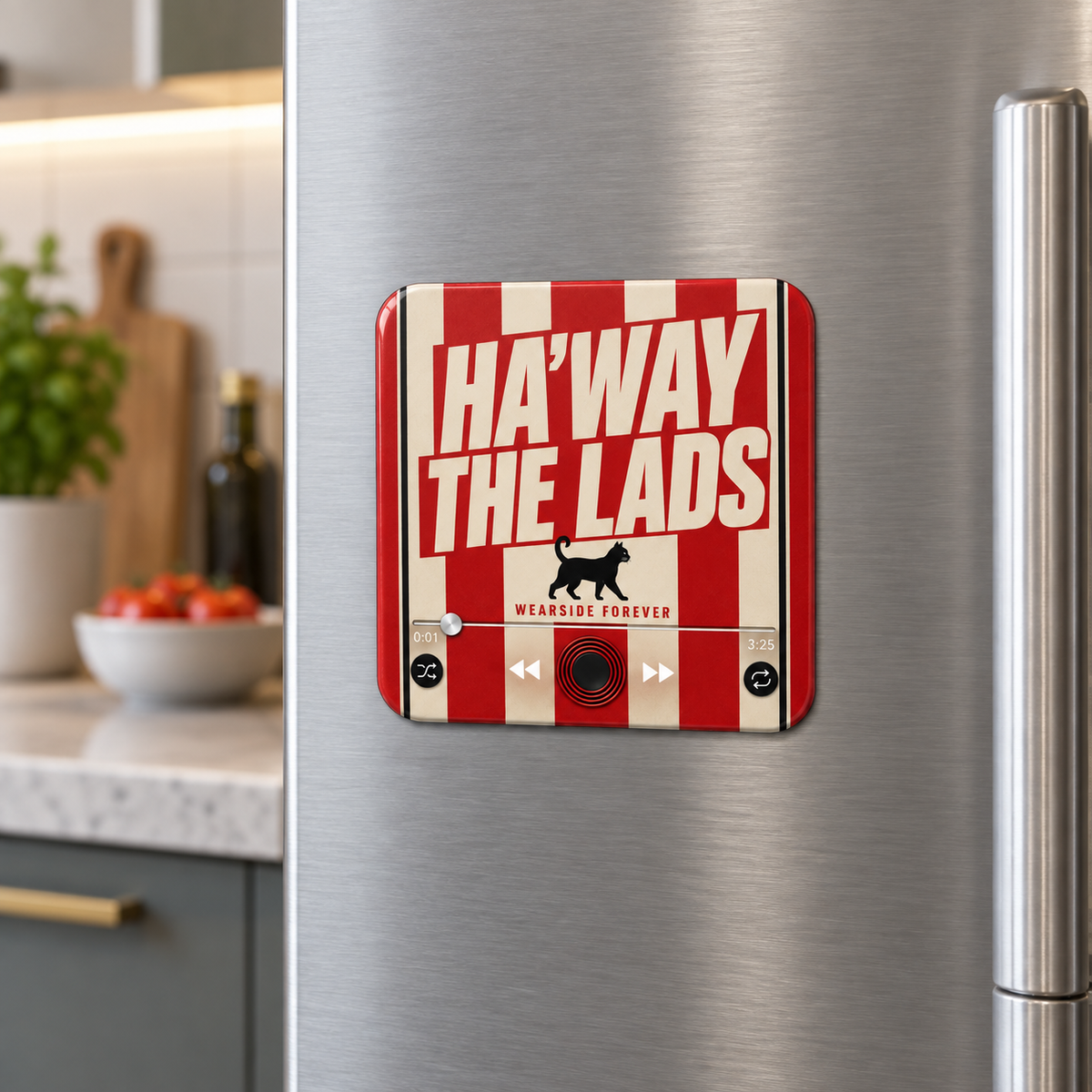 Wearside red and white magnete sonoro da calcio su un frigorifero